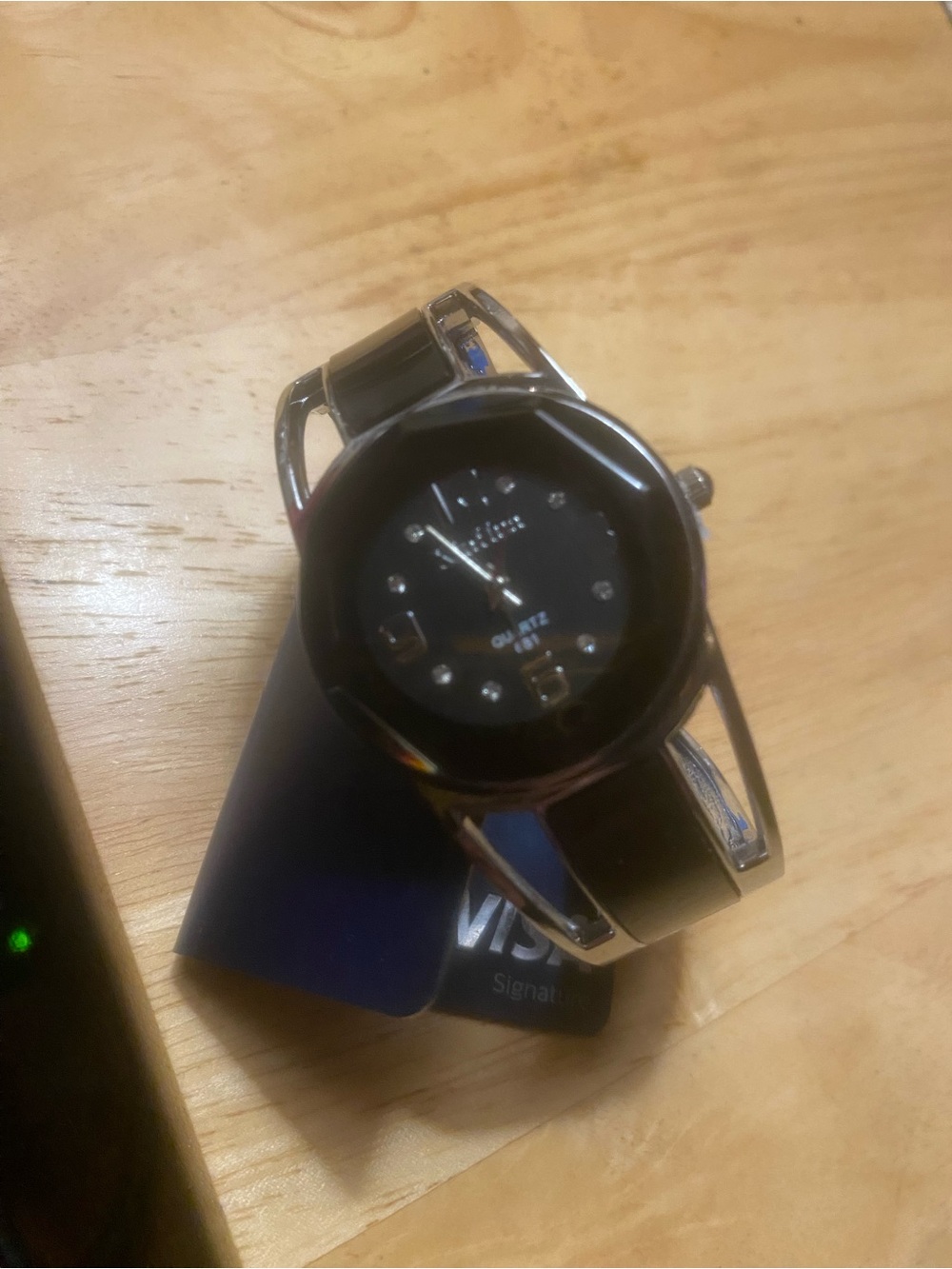 New Xinhua Women's Black Fashion Quartz Ring Watch